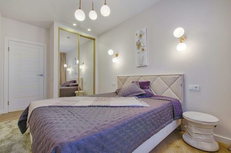Make bedroom staging look relaxing and inviting.
