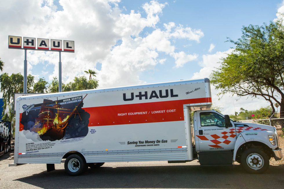When to choose U-Haul over long distance movers.
